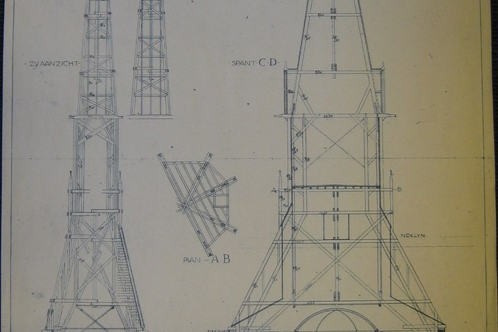 Kopie van een ontwerp met maatvoering uit 1905 voor de toren van de H. Hartkerk aan de Vondelstraat te Amsterdam
