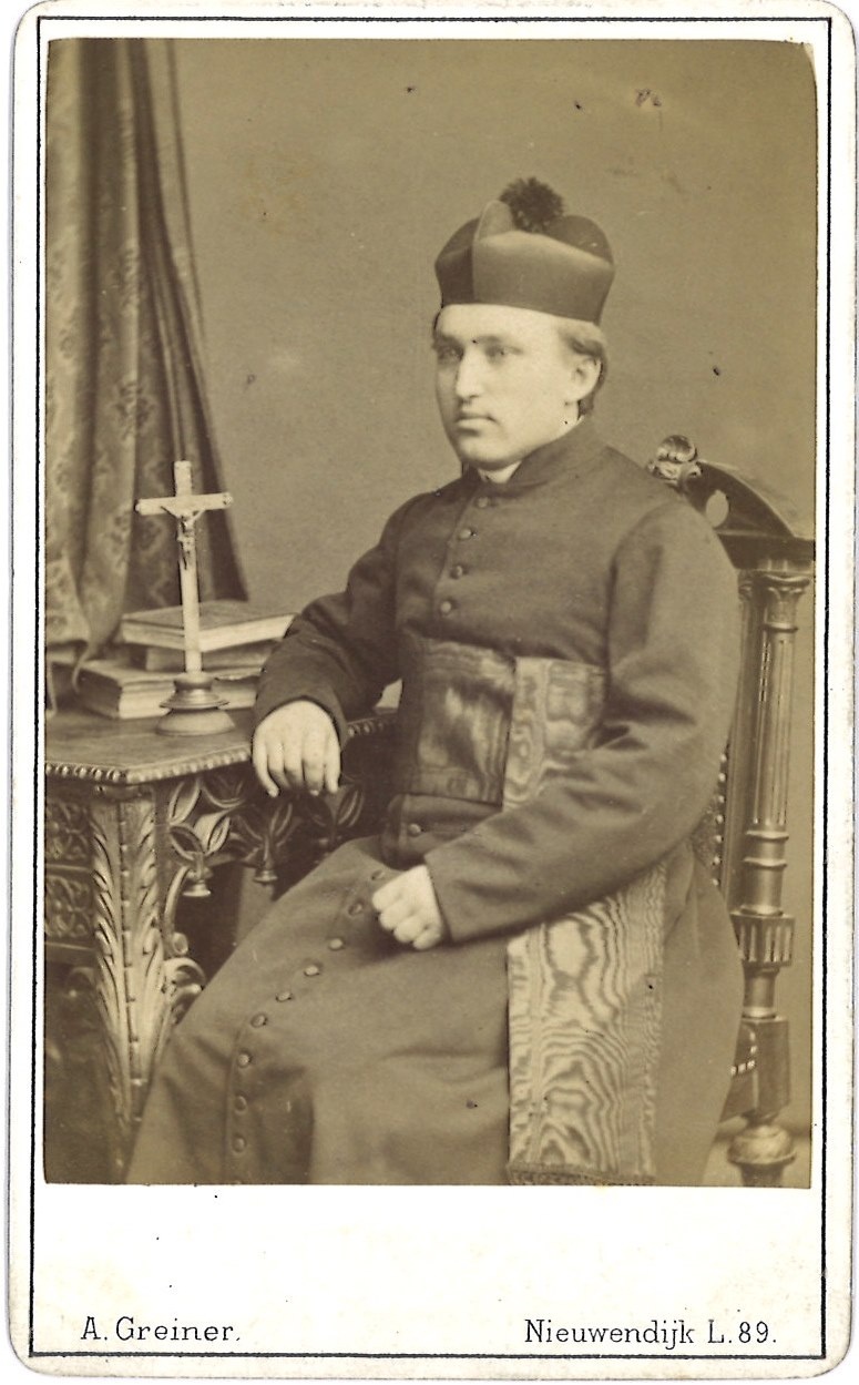 Verzameling van 51 Portretfoto's (carte-de-visite) van geestelijken: Mgr. Schreiber.